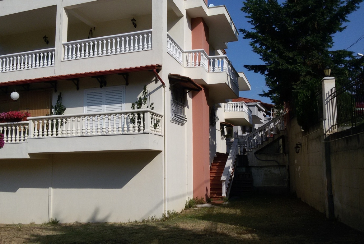 apartment in the countryside