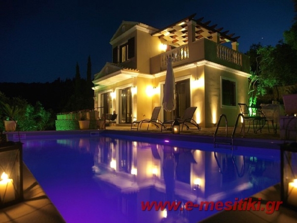 2733. House for sale in Gaios, Paxos, property in Paxos