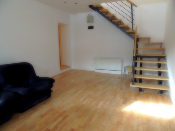 FOR SALE A NICE TWO-ROOM FLAT NEAR FOREST