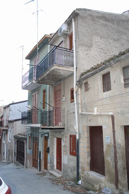 Panoramic Townhouse in Sicily – Casa Vito Cortile Arcuri