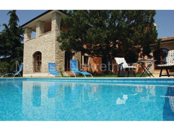 Fažana surroundings, Luxury villa with pool 500m from the beach, sea view
