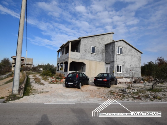 UNFINISHED HOUSE IN VADALJ LOOKING FOR A NEW OWNER