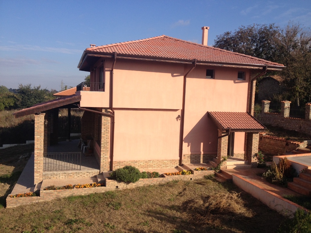 New two storey panoramic house