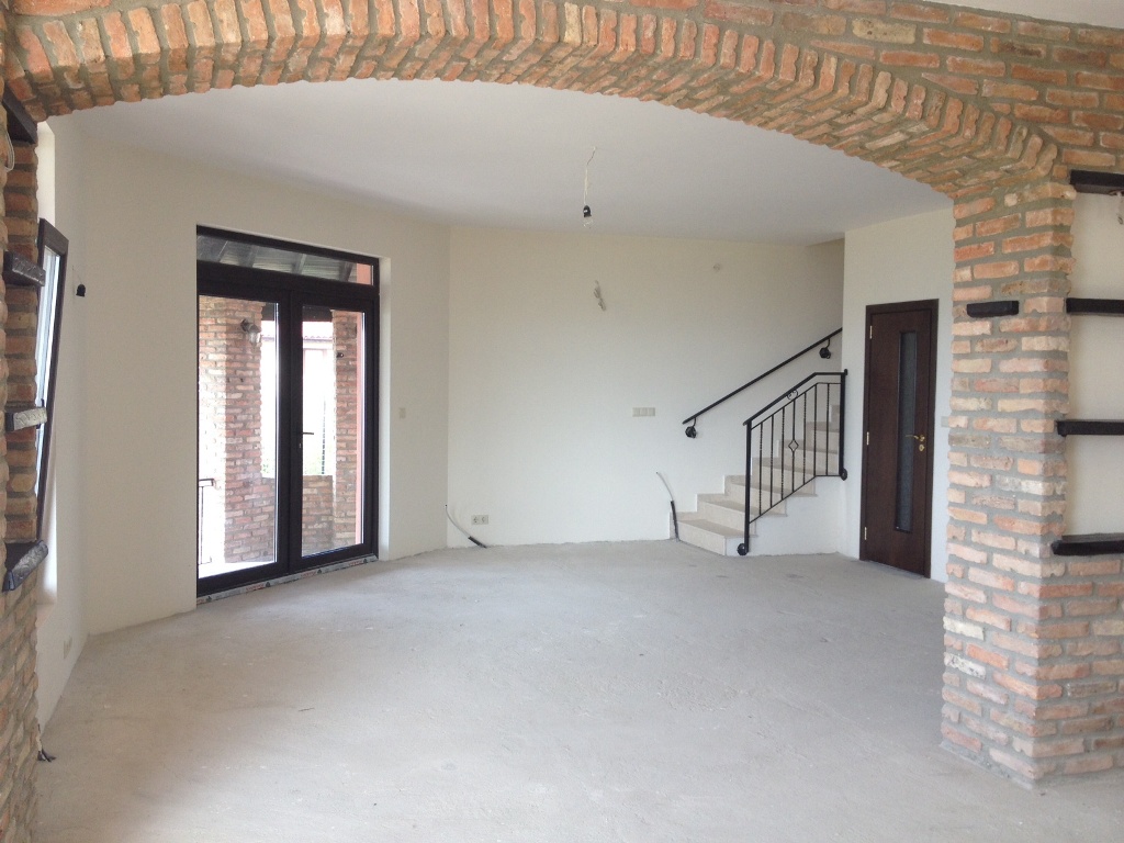 New two storey panoramic house