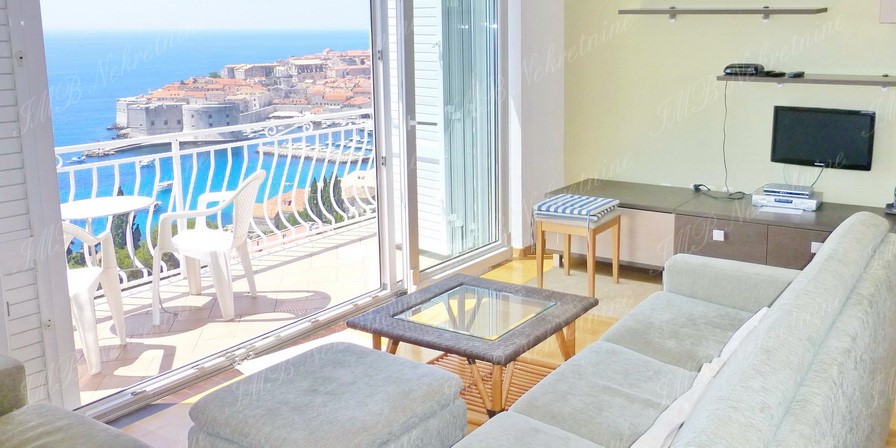A unique apartment of 193,62 m2 on prestigious location – Dubrovnik Ploče