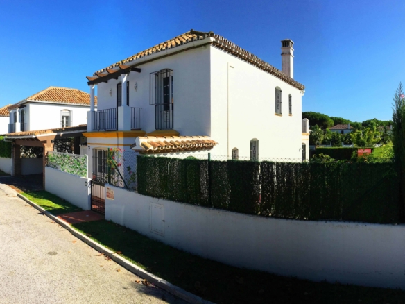 Benamara Villa – House for sale in the MOST DESIRABLE location of the New Golden Mile