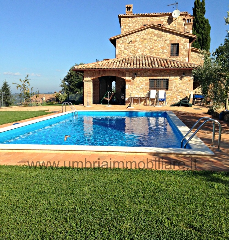Ref. 107 panoramic villa near to Todi city