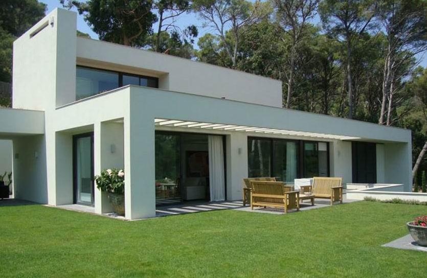 Magnificent villa, on the first line from the sea, in Aiguablava (Begur).