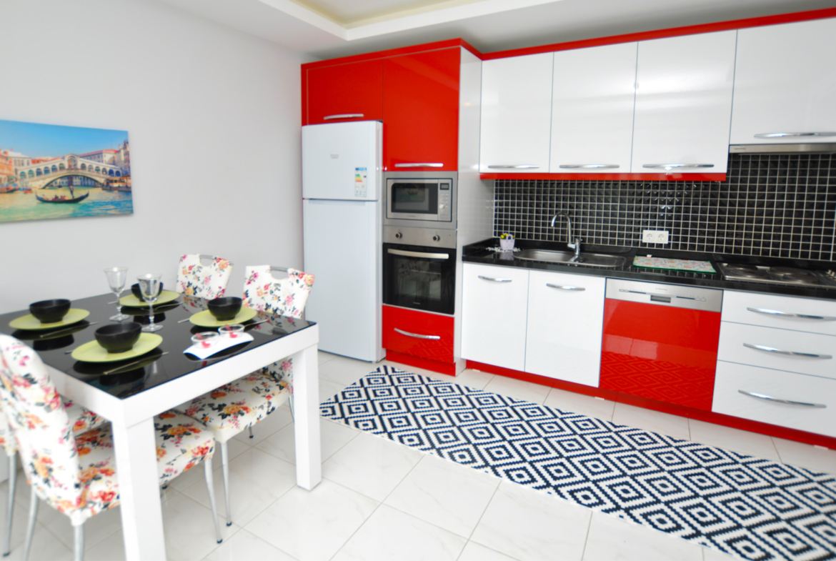 Apartment in modern complex in Mahmutlar, Turkey