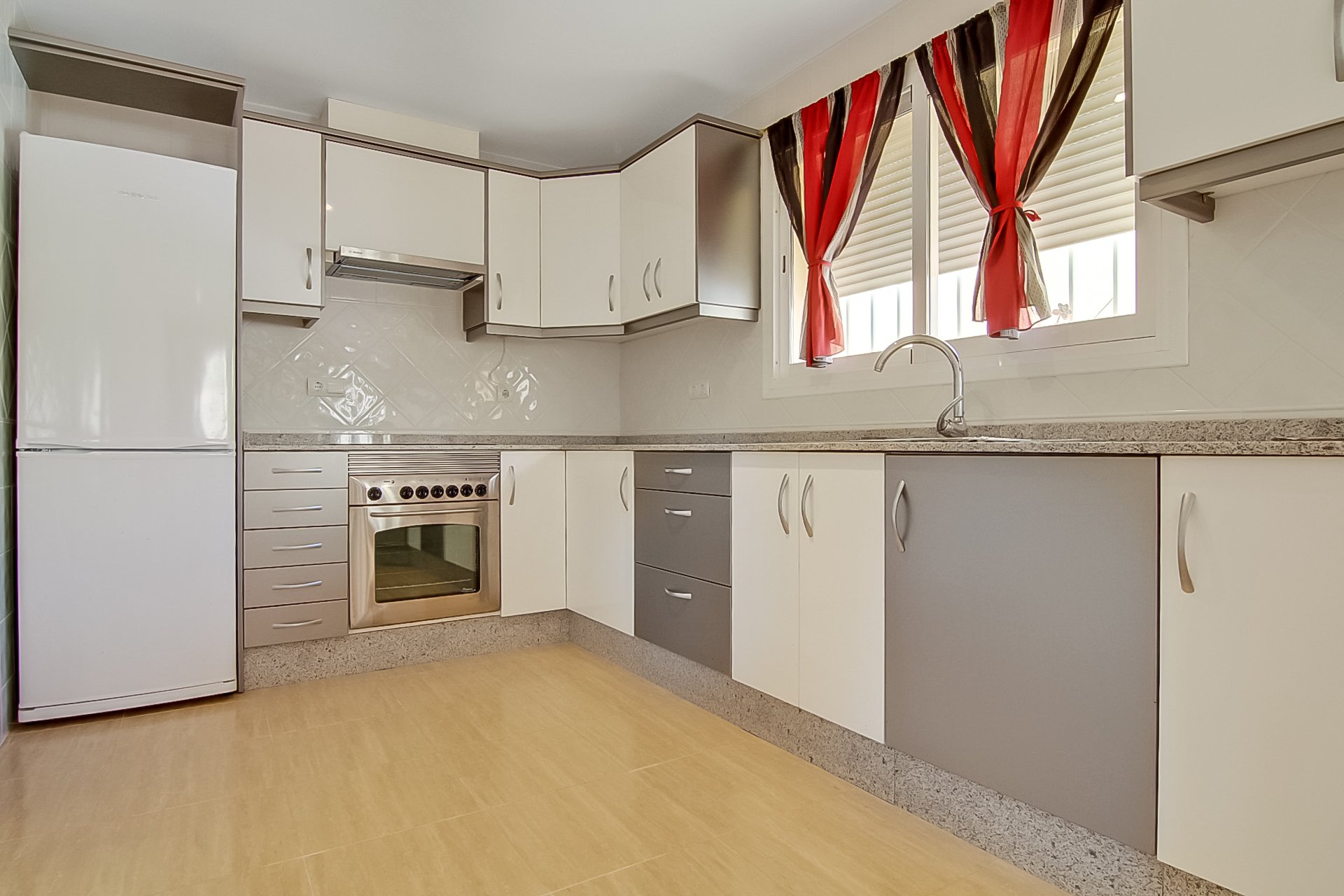 117988376758f1c9f9cb8234.40019405_1920