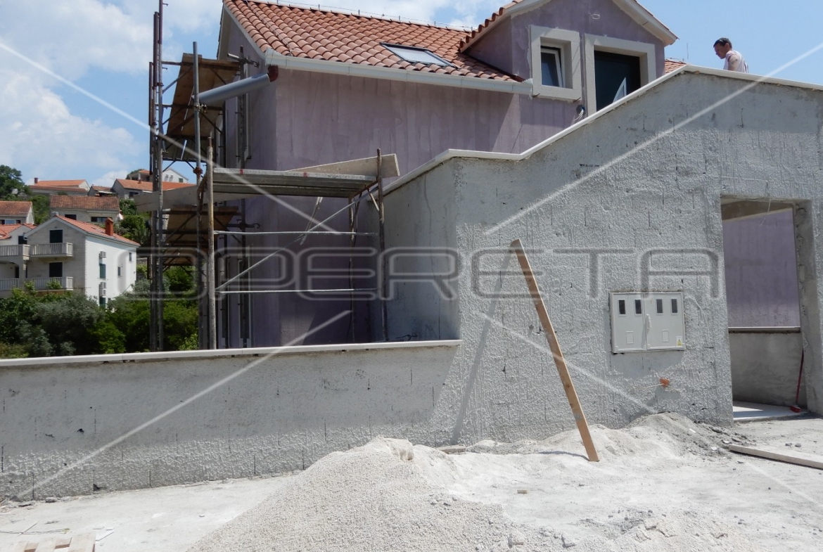 New villa, Splitska, Brač, 300 m2