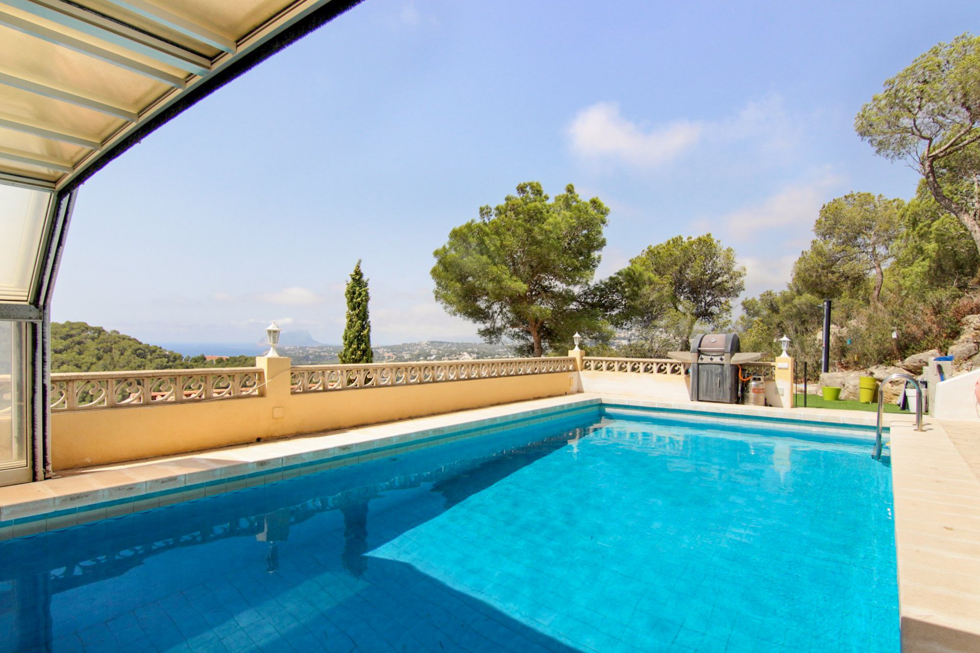 12344808115a699dfbedcbc5.71152672_1920