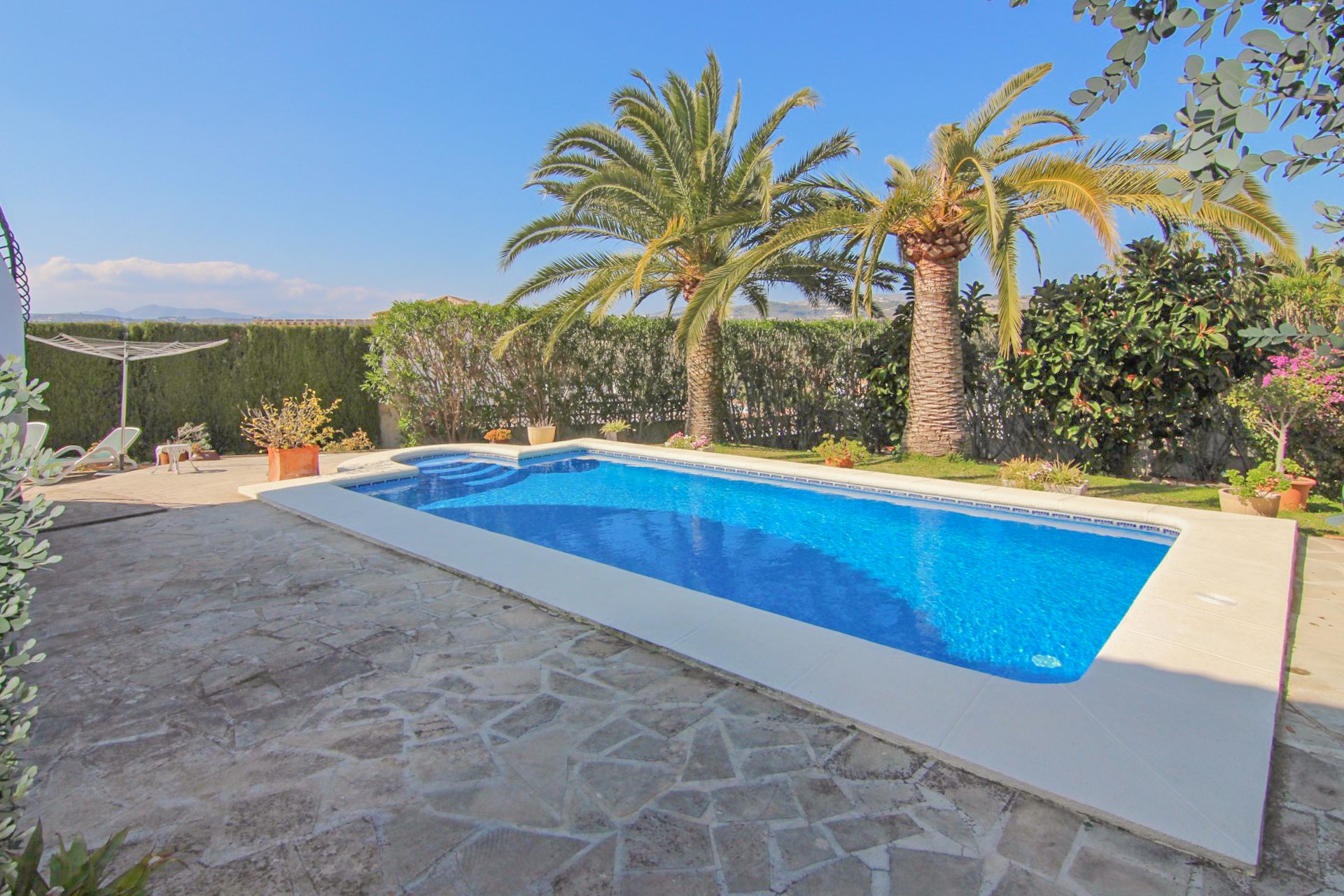 12696801065aa27080c44858.02113553_1920