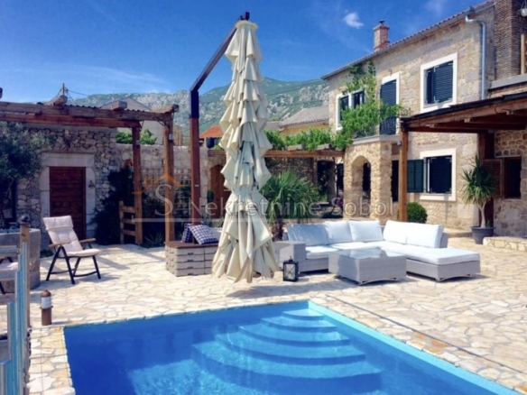 CRIKVENICA, GRIZANE (3014) – HOUSE, 224.00 M2