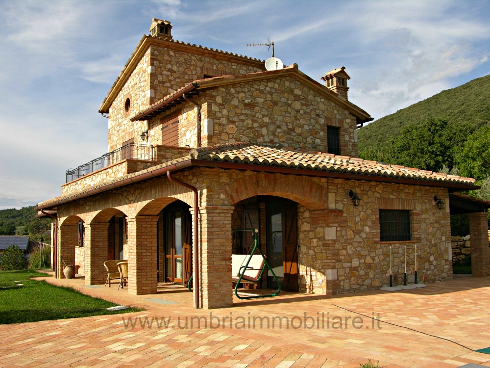 Ref. 107 panoramic villa near to Todi city