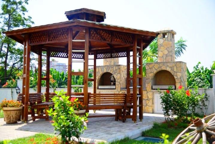 New residental complex in Alanya , Mahmutlar , in 700 meters away from the sea.