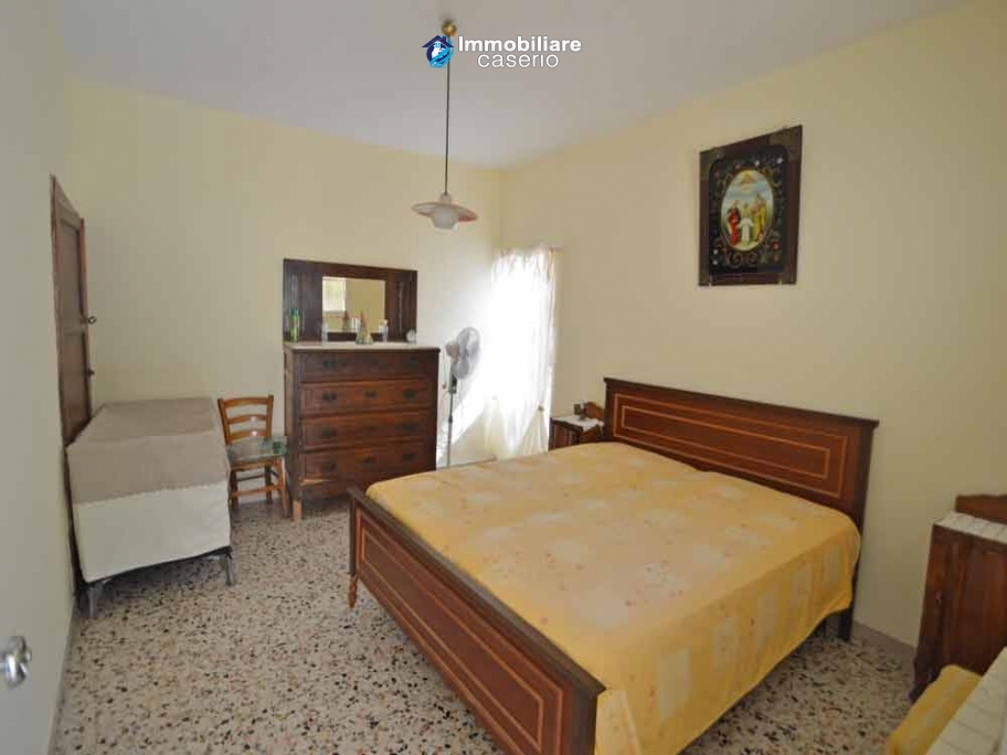 Renovated house with terrace and garden near the Adrtiatic sea