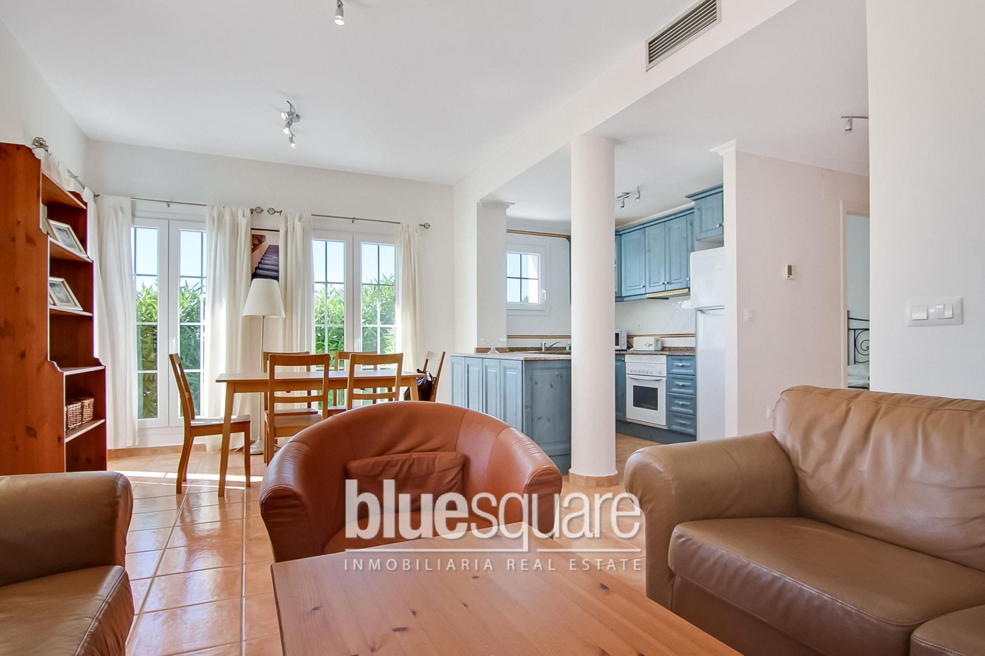 1406136586593f75a35be245.52995043_4f4999ad4c_1920