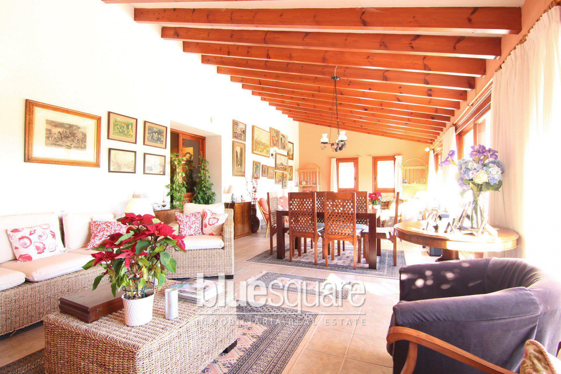 14083412685878d892790788.27110982_ae90b73942_1920