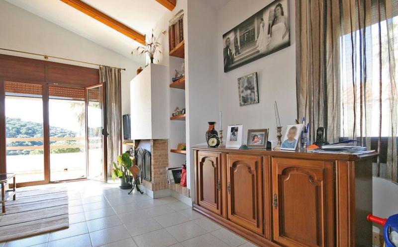 Exclusive house, overlooking the sea, in Lloret de Mar.