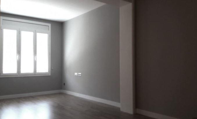 Exclusive apartment in a new house in Barcelona.