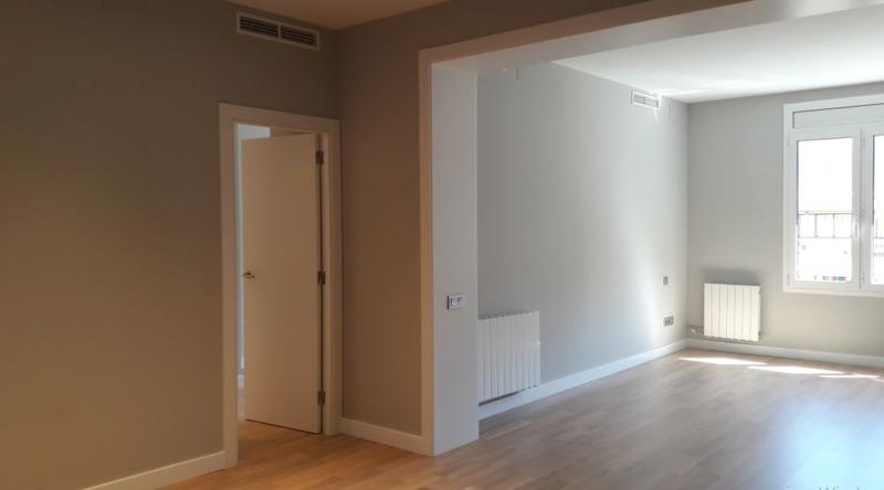 Exclusive apartment in a new house in Barcelona.