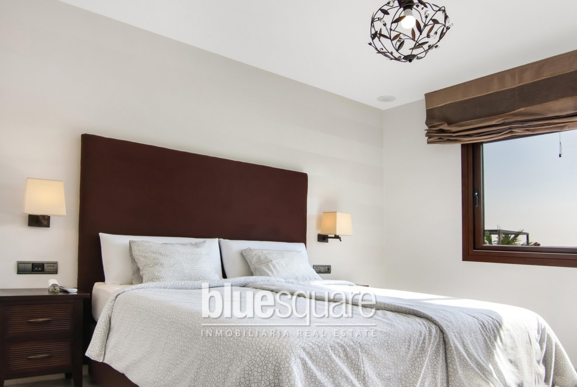 17748-ES-MAR-010071