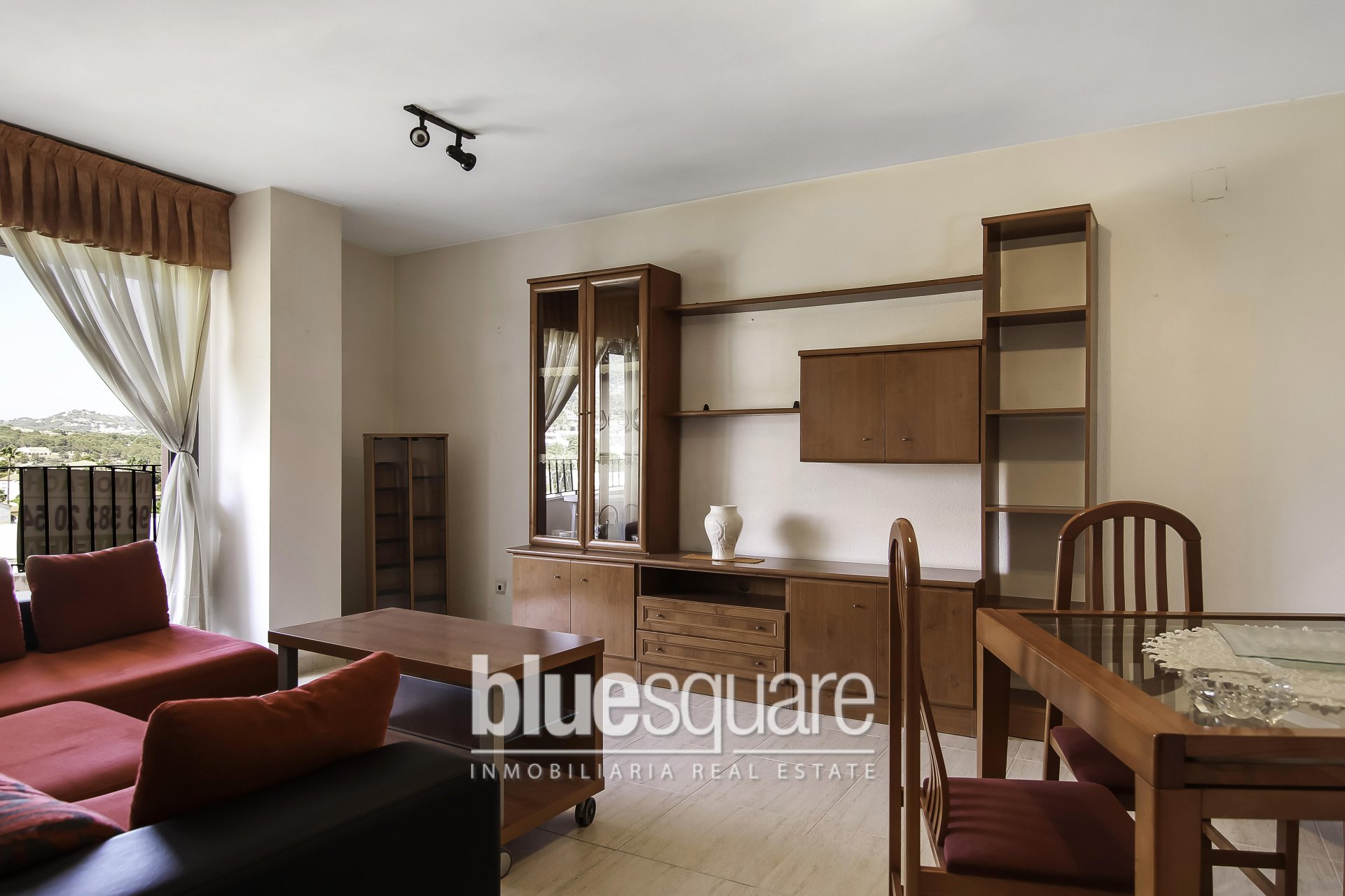 17748-ES-CAL-008812