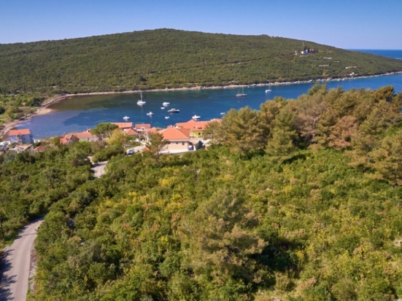 Investment project: land for the construction of a complex of villas
