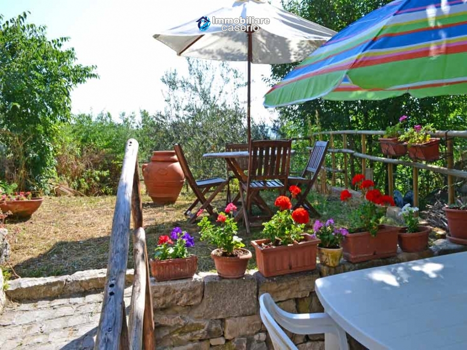Recently renovated stone house for sale in Italy