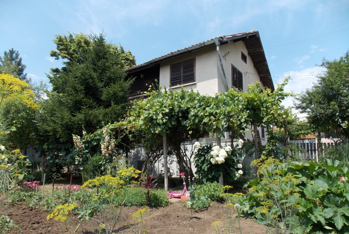 A BEAUTIFUL HOUSE IN THE THRACIAN LAND !!!