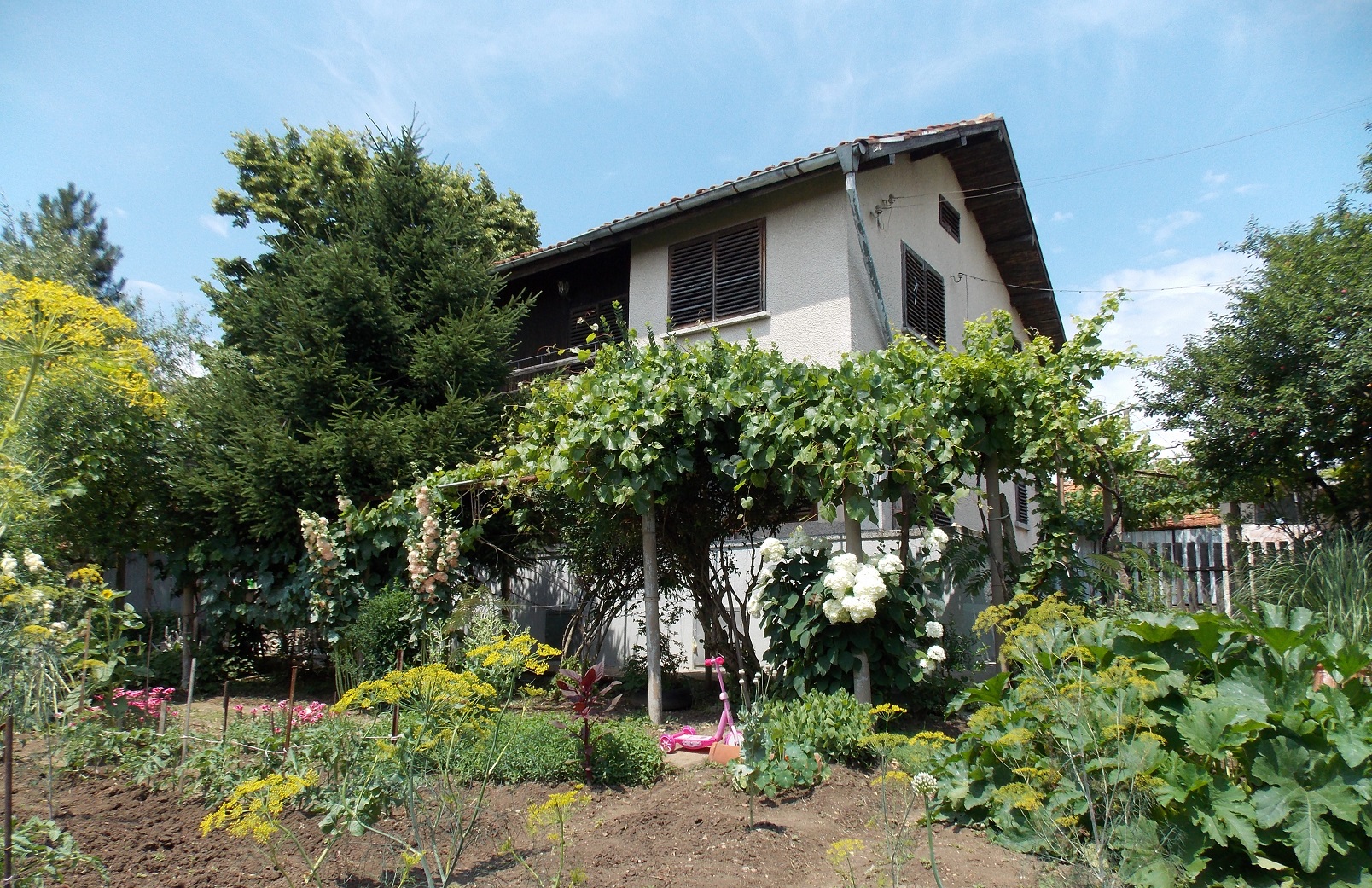 A BEAUTIFUL HOUSE IN THE THRACIAN LAND !!!