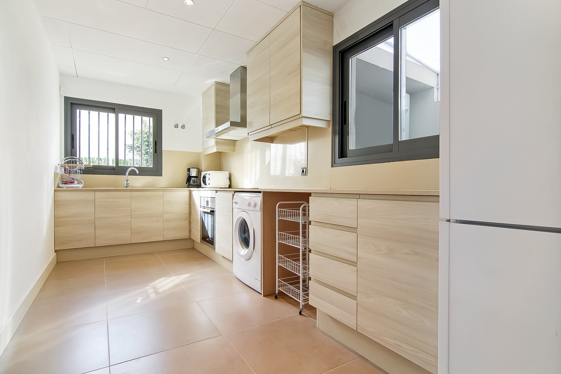 2033660528586e567f25d4e8.33417532_1920