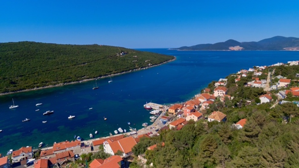 Investment project: land for the construction of a complex of villas
