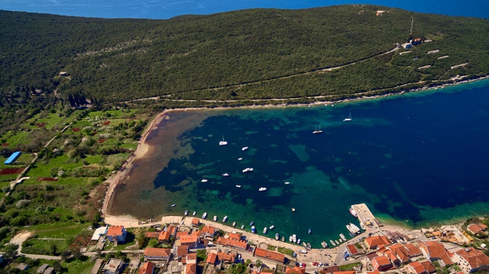 Investment project: land for the construction of a complex of villas