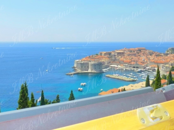 A unique apartment of 193,62 m2 on prestigious location – Dubrovnik Ploče