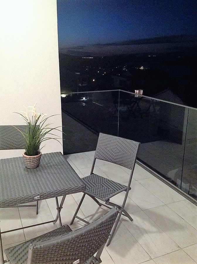 Apartment in urban villa, Murter, Croatia, 83 m2