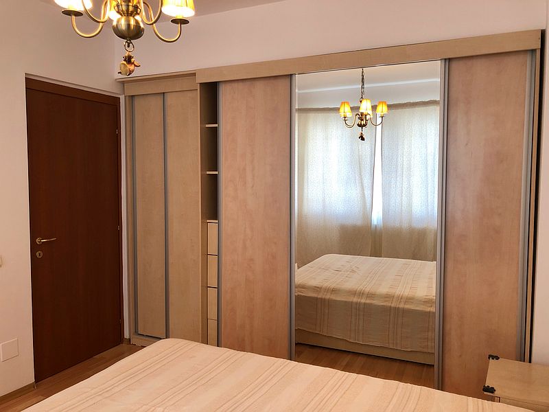 3 rooms apartment located a few minutes away from Unirii Square