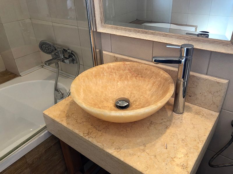 3 rooms apartment located a few minutes away from Unirii Square