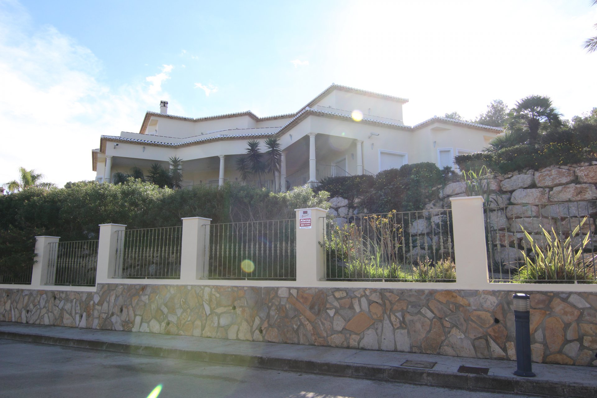 3802549295836d15a040d42.92161867_1920