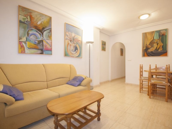 Renovated apartment in the center of Torrevieja.