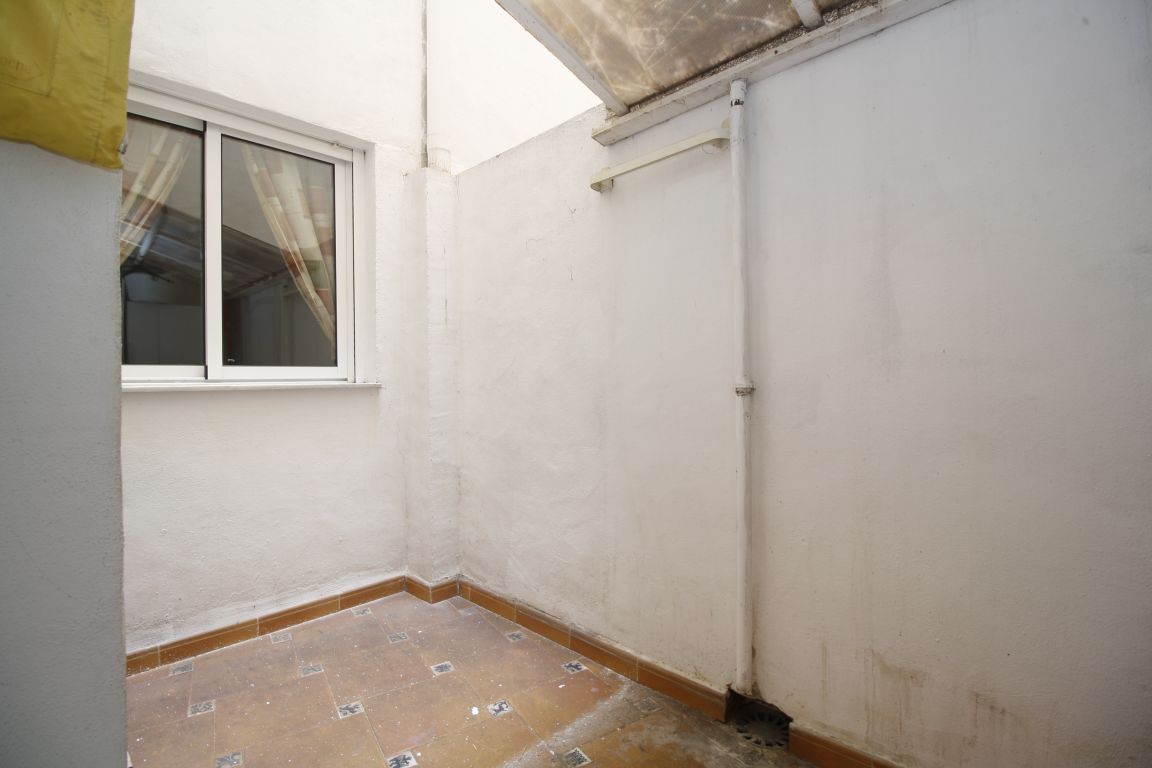 Renovated apartment in the center of Torrevieja.