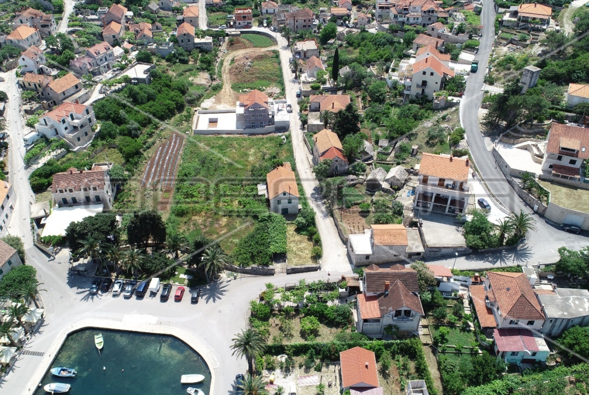 New villa, Splitska, Brač, 300 m2