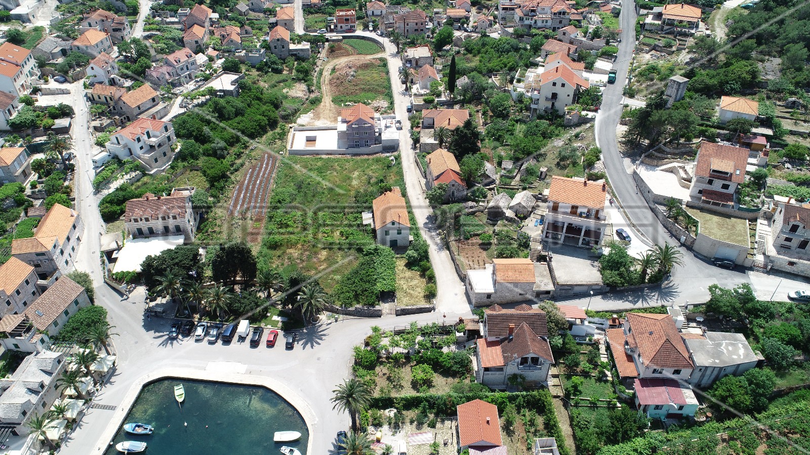 4-23 New villa, Splitska, Brač, 300 m2