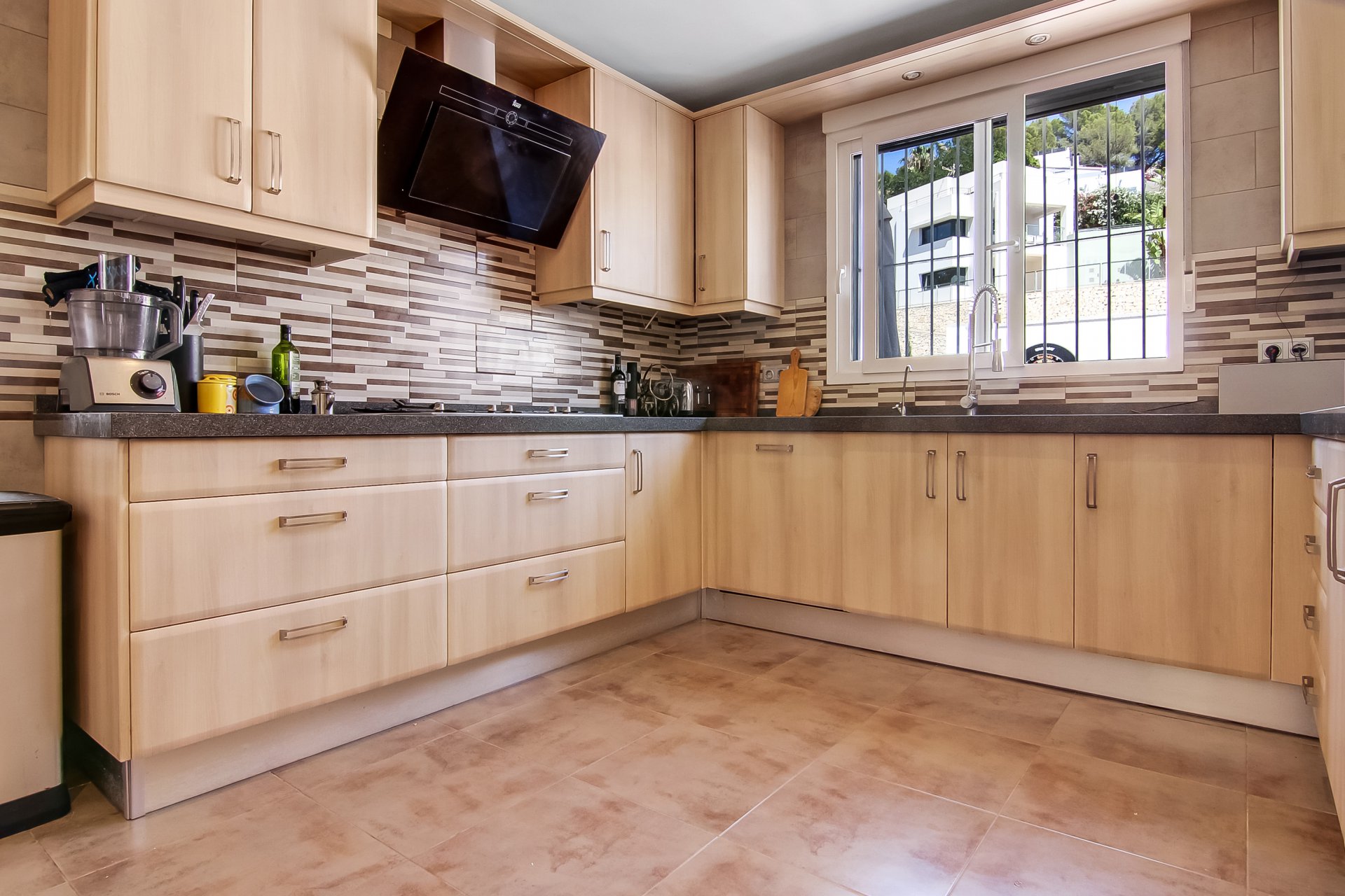 5506710505b3b84cc132051.79082784_1920