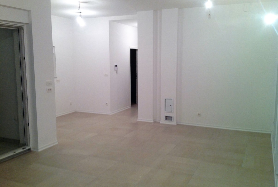 Apartment in urban villa, Murter, Croatia, 83 m2