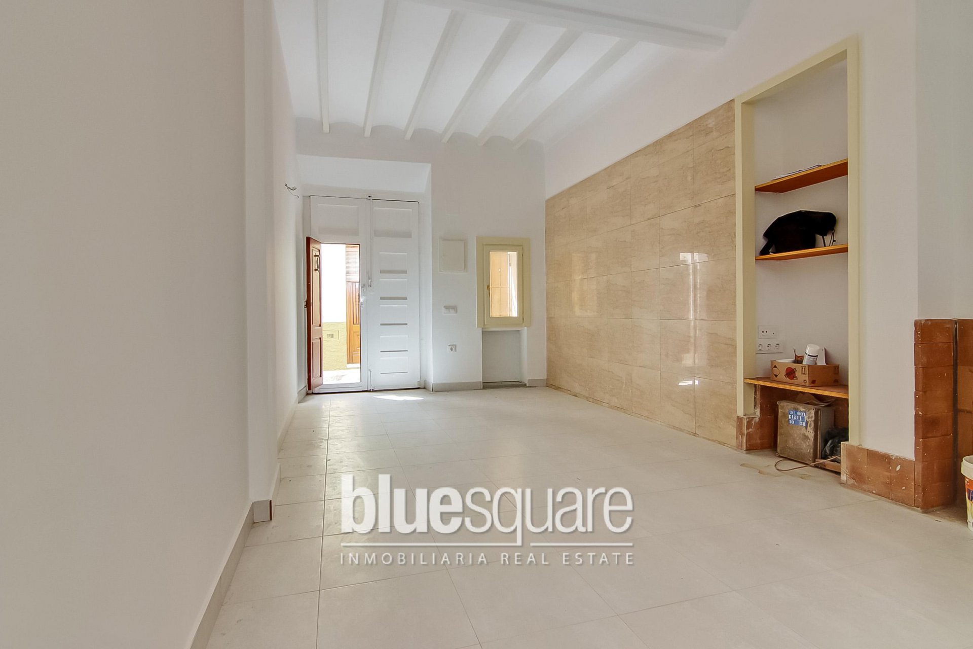 17748-ES-CAL-008517