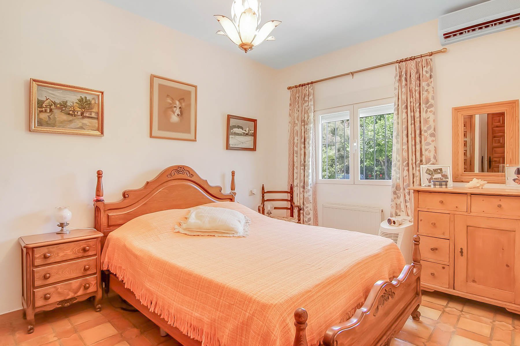 7851903045b8811f3138e58.44247656_1800