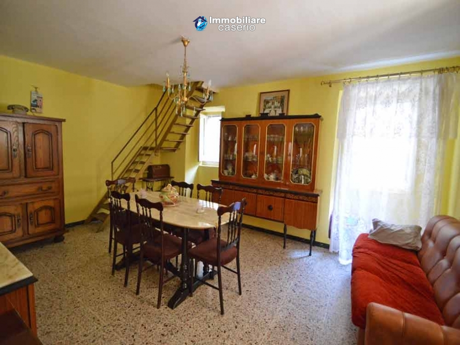 Renovated house with terrace and garden near the Adrtiatic sea