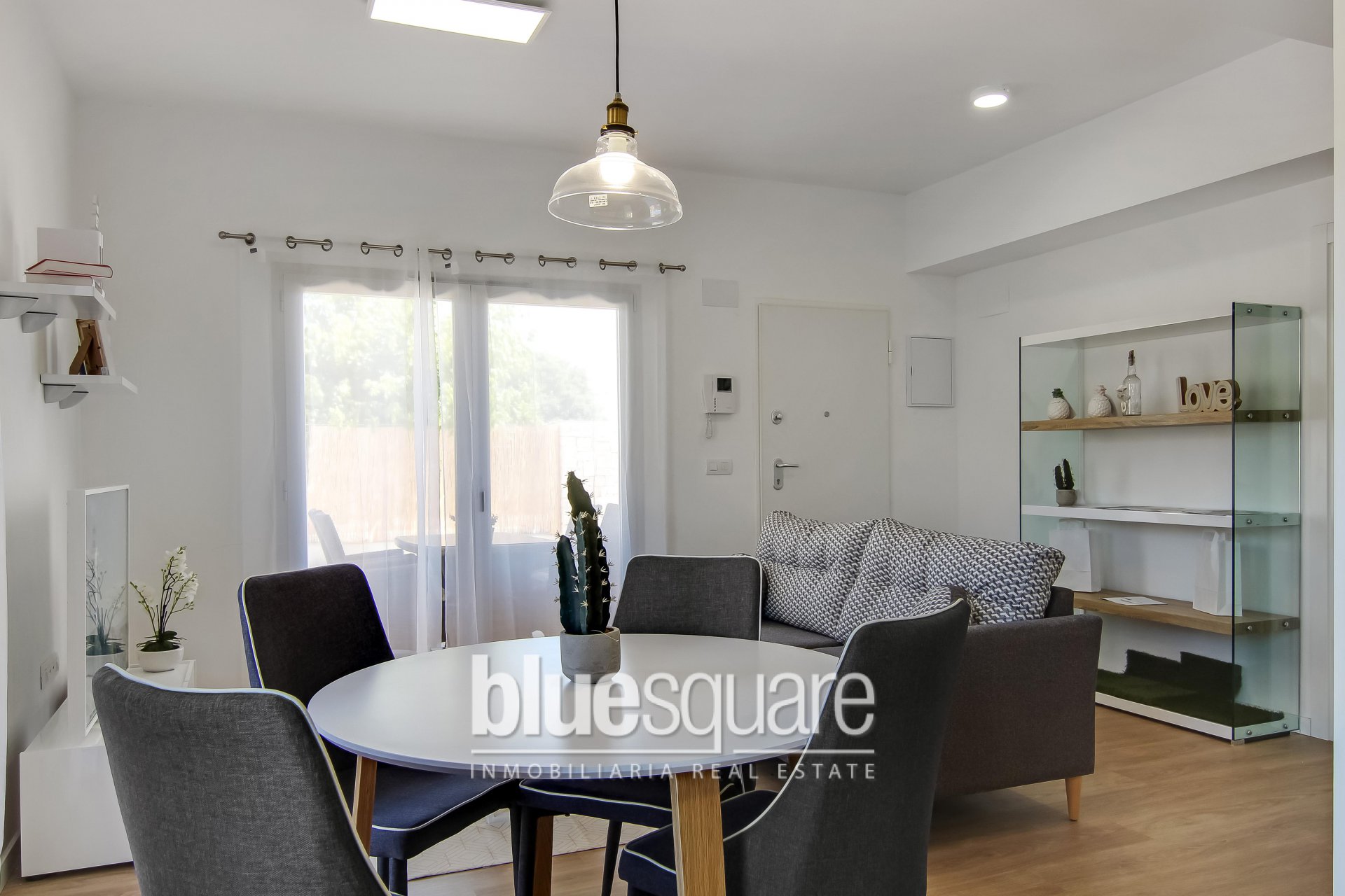 8070938245b2bc6b9ac3409.62582433_acc63b54b8_1920